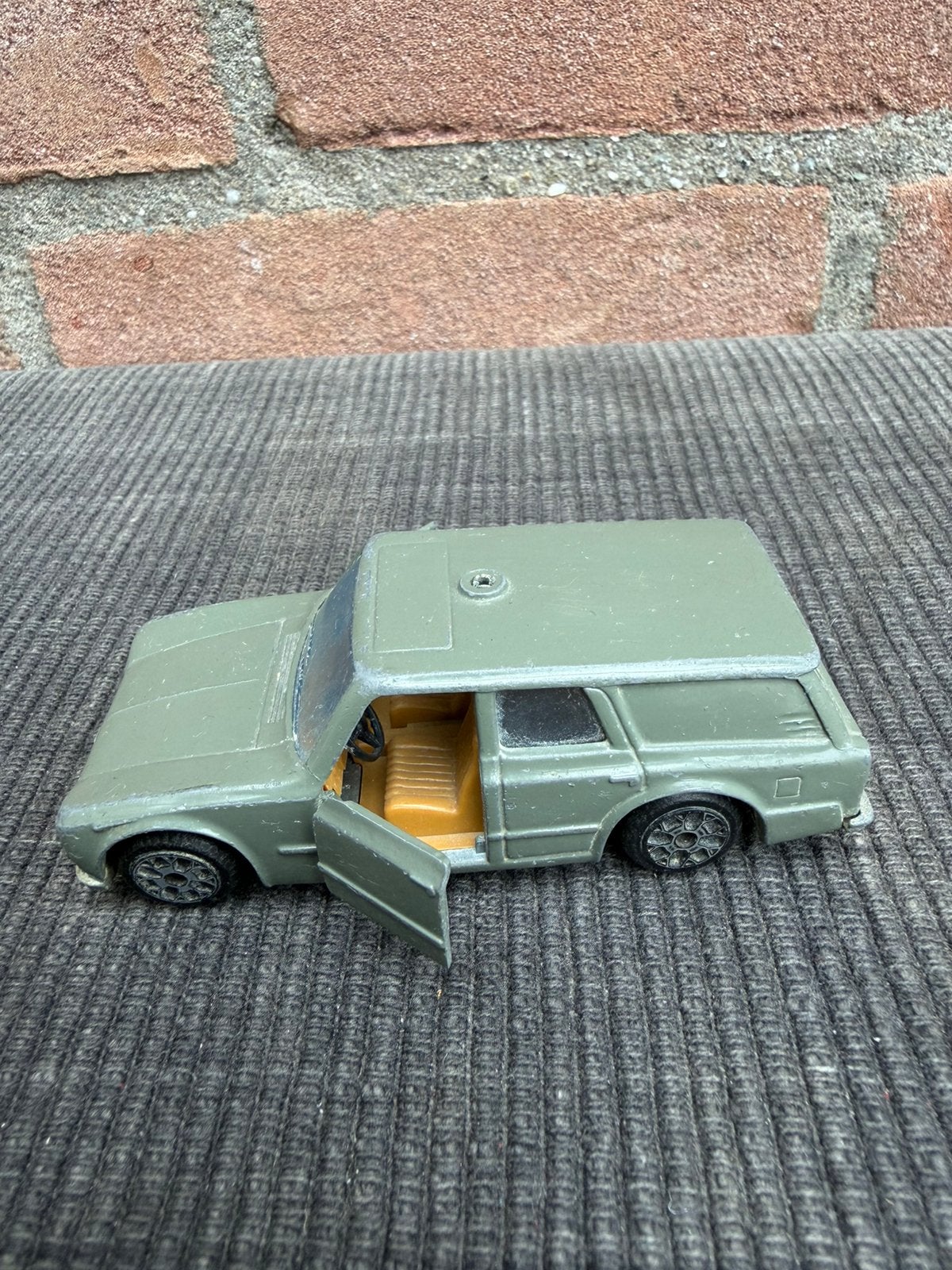 1:43 Politoys E-19 Alfa Romeo Giulia SW Polizia, Ophalen of Verzenden, Gebruikt, Auto, Overige merken