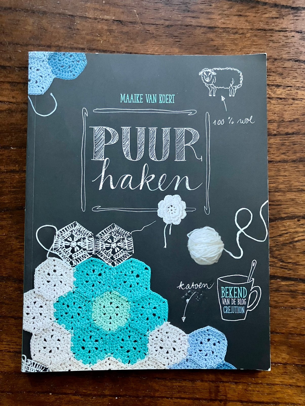 Maaike van Koert - Puur haken, Ophalen of Verzenden, Zo goed als nieuw, Breien en Haken