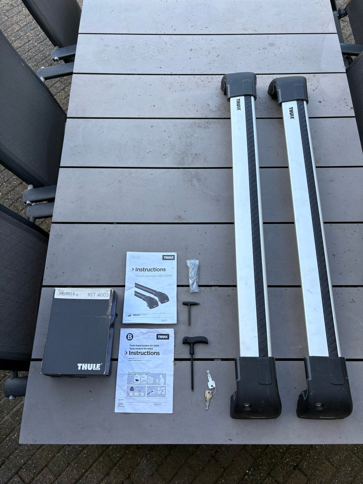 Thule WingBar Edge dakdragers met Rapid System Kit 4003, Auto diversen, Dakdragers, Gebruikt, Ophalen of Verzenden