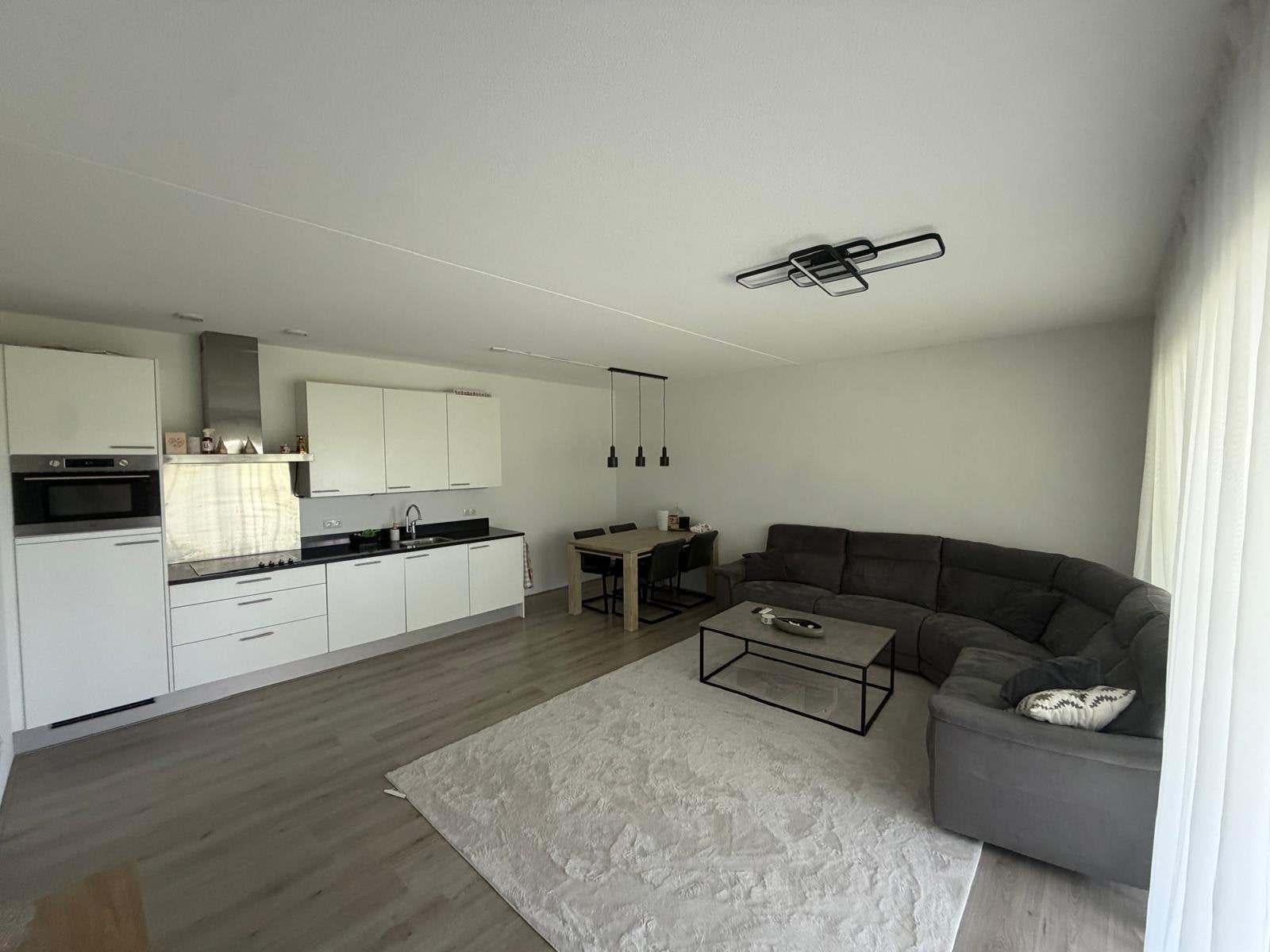 Te huur:70m² appartement Utrecht Leidsche Rijn + parkeerplek, 70 m², Appartement, 4 kamers, Utrecht