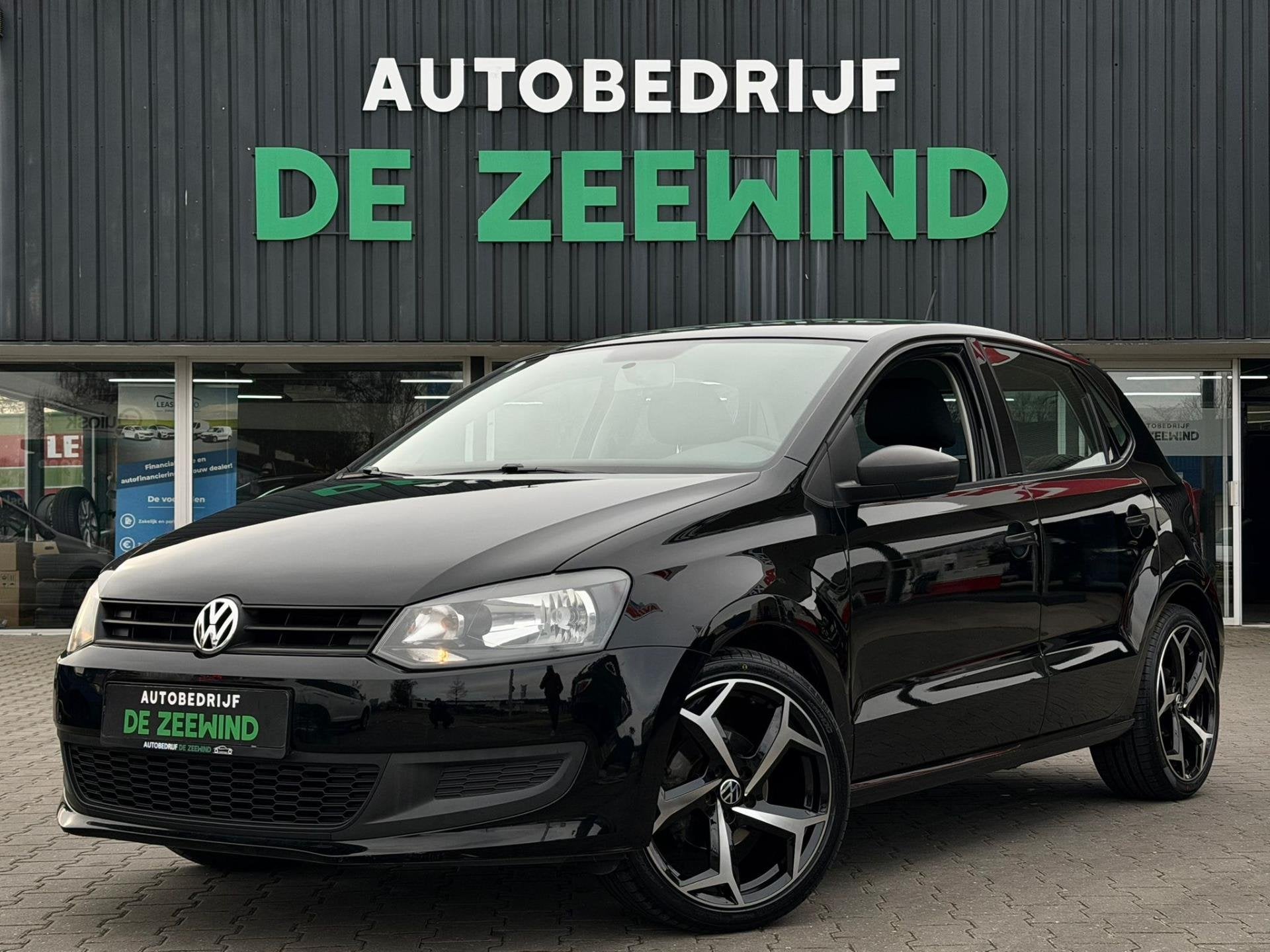 Volkswagen Polo 1.2 Easyline Apple carplay|Bluetooth|Nieuw A, Voorwielaandrijving, 967 kg, Gebruikt, 60 pk