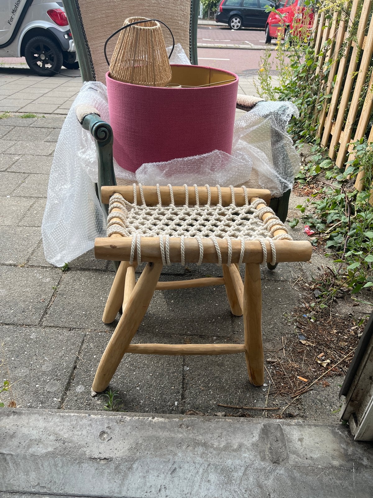 Krukje van onbehandeld hout met touwzitting, Ophalen, Zo goed als nieuw, Hout