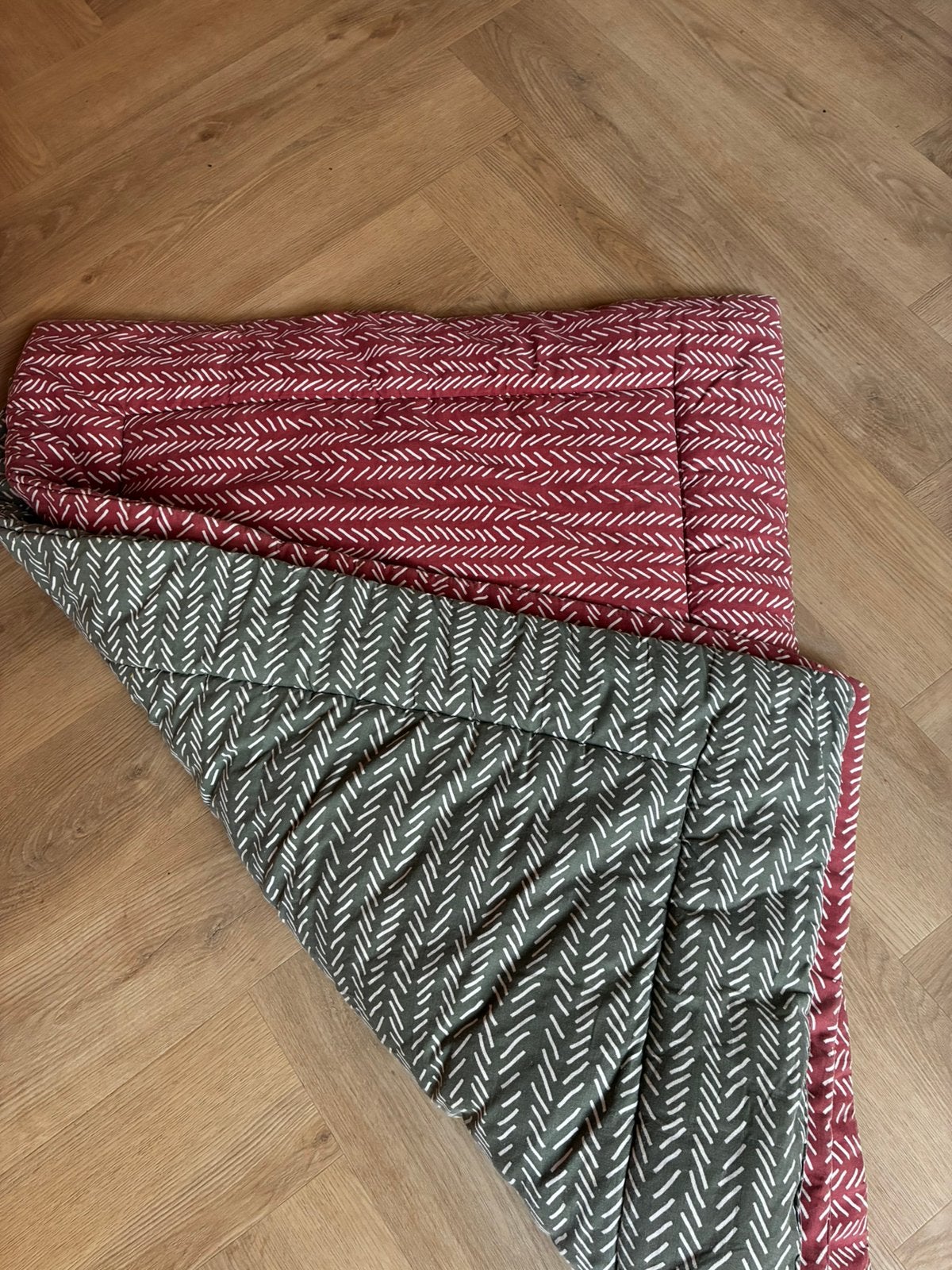 Boxkleed - Rood en groen, Ophalen of Verzenden, Zo goed als nieuw, Rechthoekig, Boxkleed