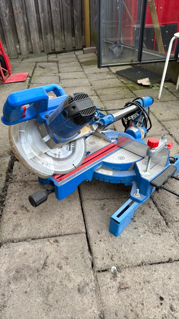 HBM 254x310 afkortzaag, Doe-het-zelf en Verbouw, Gereedschap | Zaagmachines, Ophalen of Verzenden, Zo goed als nieuw, Afkortzaag