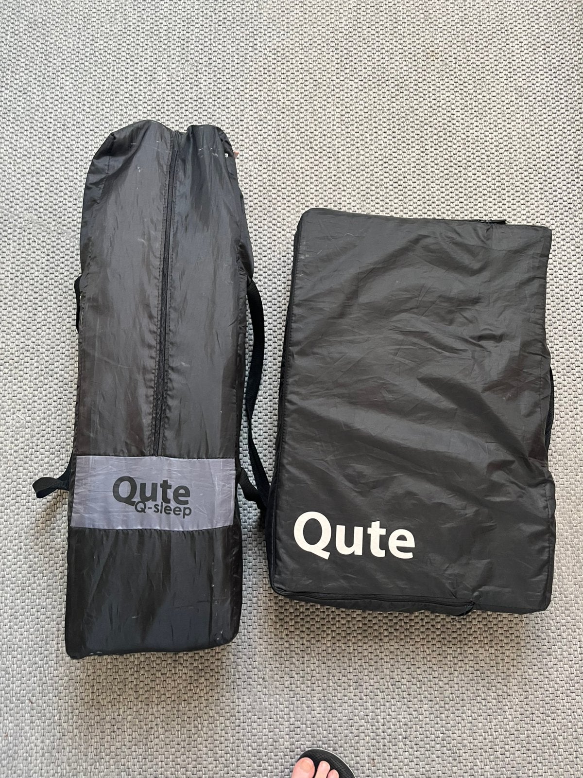 Qute campingbed met matras, Ophalen, Reisbedje