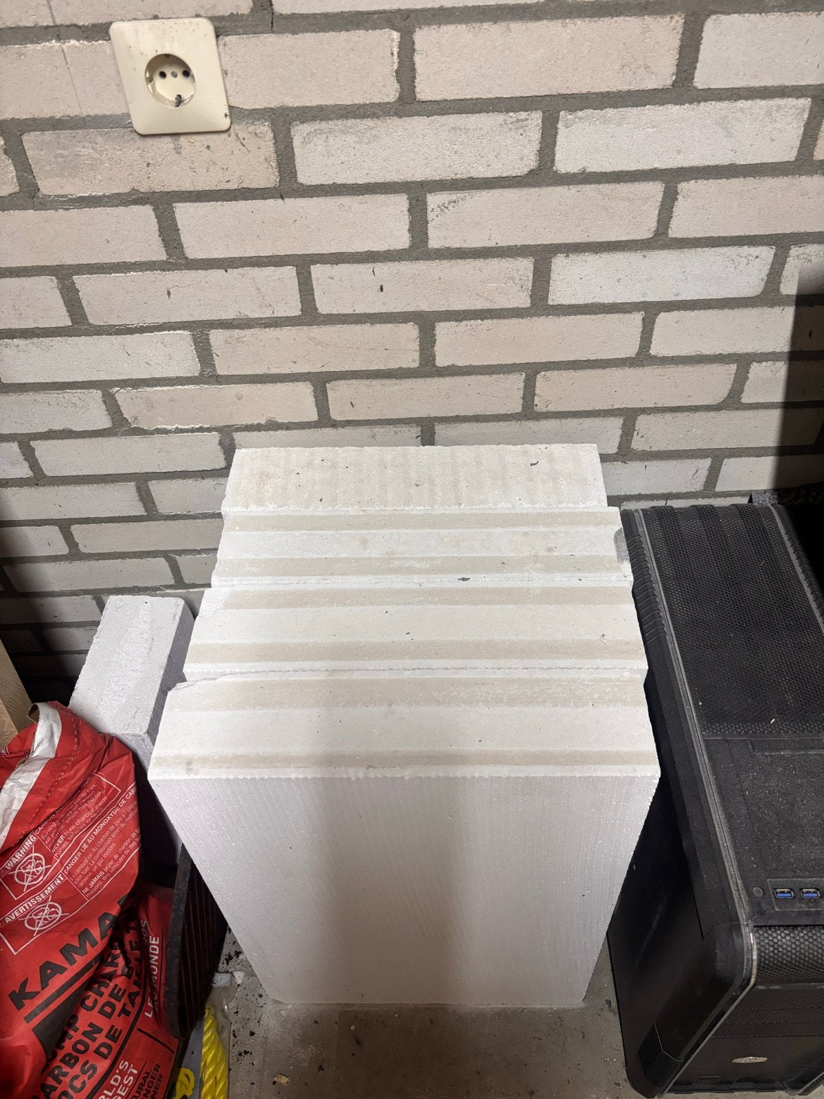 Kalkzandsteen blokken gratis, Doe-het-zelf en Verbouw, Metselstenen, Ophalen, Nieuw, Kalkzandstenen