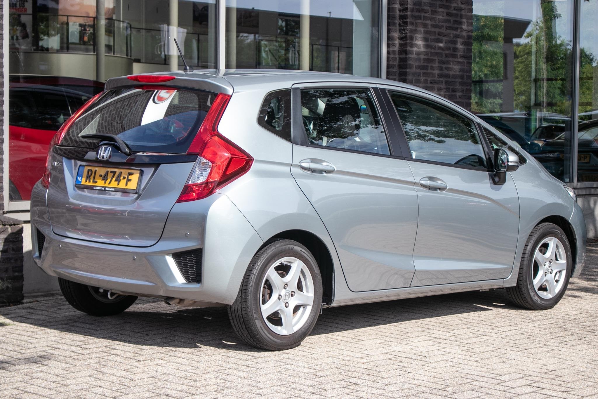 Honda Jazz 1.3 i-VTEC Trend | Navigatie | Parkeersensoren |, Auto's, Voorwielaandrijving, Gebruikt, Euro 6, 4 cilinders