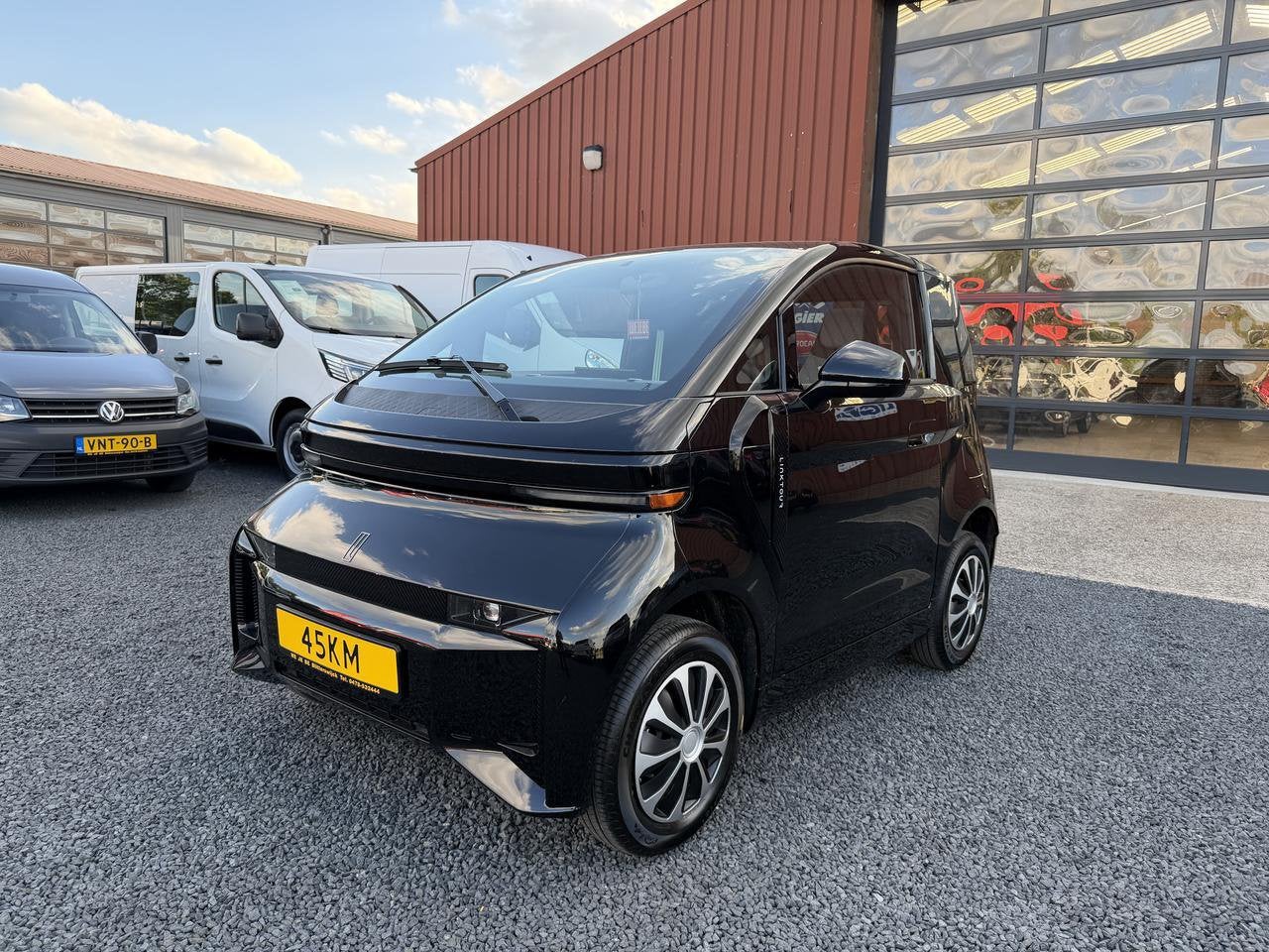 LINKTOUR ALUMI 45KM EV PRO AIRCO (bj 2026, automaat), Auto's, Overige Auto's, Gebruikt, 24 maanden, Zwart, Origineel Nederlands