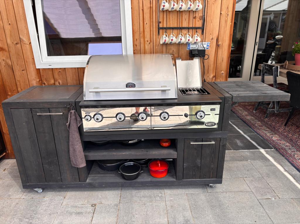 Boretti buitenkeuken BBQ compleet nagenoeg nieuw, Ophalen, Zo goed als nieuw, Gas