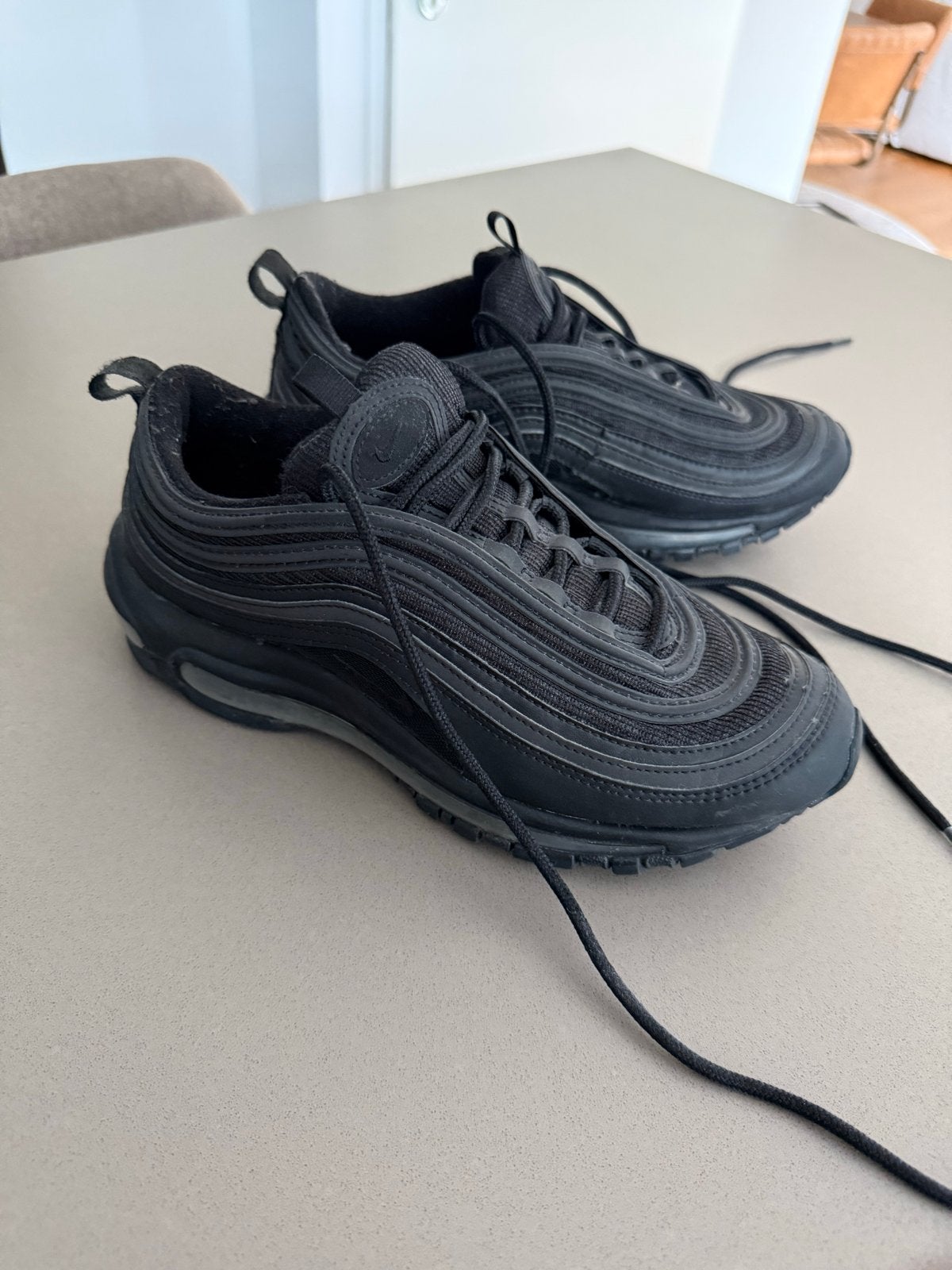 Nike Air Max 97 Zwart - Gedragen, Ophalen of Verzenden, Gedragen, Zwart, Sneakers of Gympen