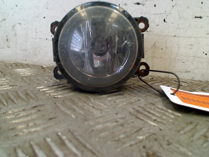Mistlamp Links Voor Swift (ZA/ZC/ZD1/2/3/9) 2008, Gebruikt, Suzuki Deutschland GmbH, Kontakt@suzuki.de, Suzuki-Allee 7, Bensheim 64625, , Duitsland