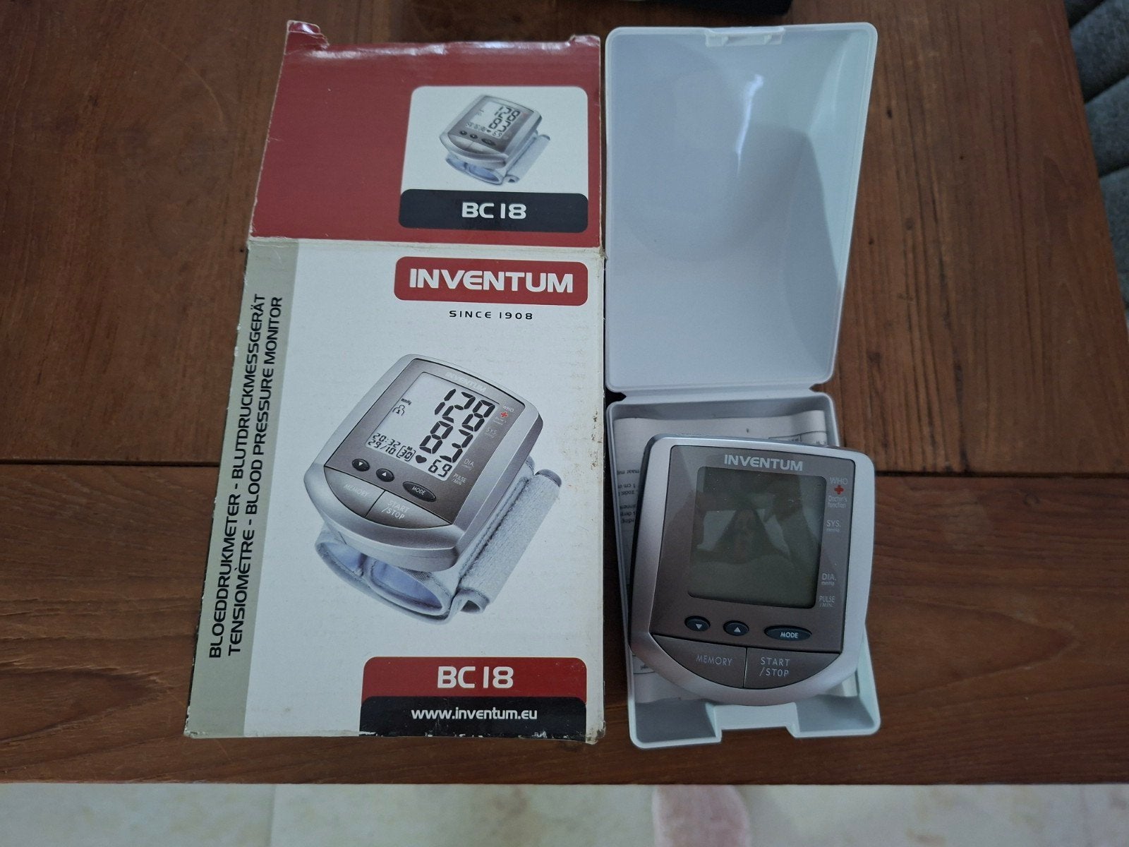Inventum BC18 Bloeddrukmeter - Polsmodel, Diversen, Verpleegmiddelen, Ophalen of Verzenden, Gebruikt