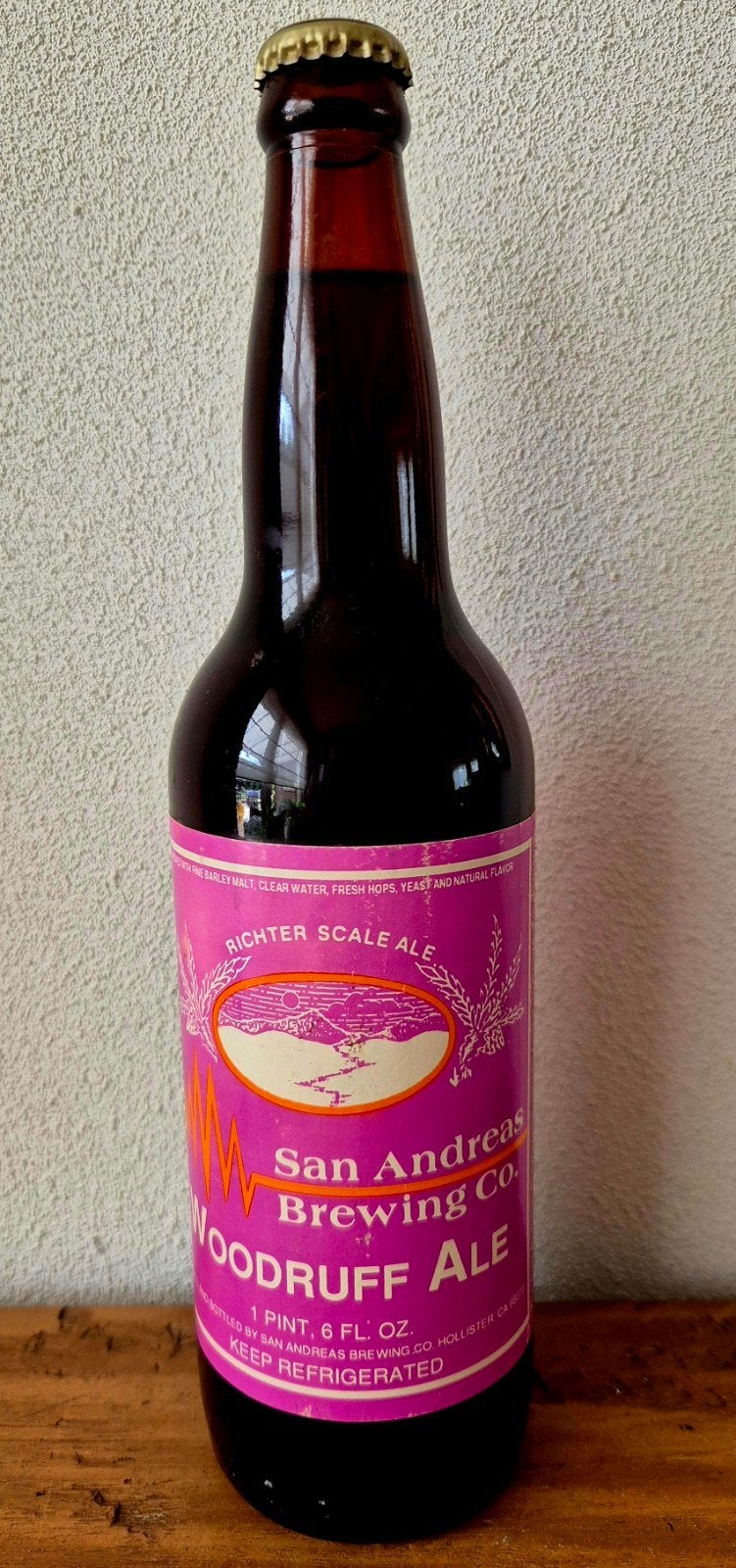 fles Woodruff Ale van de San Andreas Hollister Californië, Ophalen of Verzenden, Zo goed als nieuw, Flesje(s), Overige merken