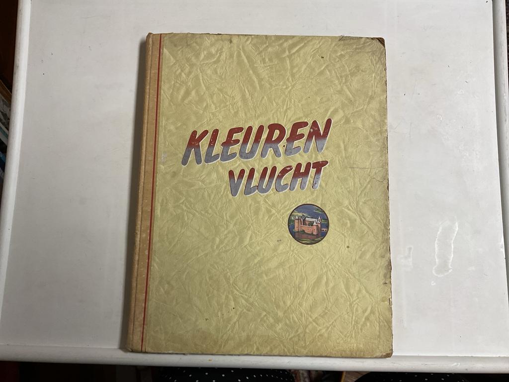 Douwe Egberts Plaatjesalbum: Kleuren Vlucht - De Wereld van, Boeken, Ophalen of Verzenden, Zo goed als nieuw, Plaatjesalbum