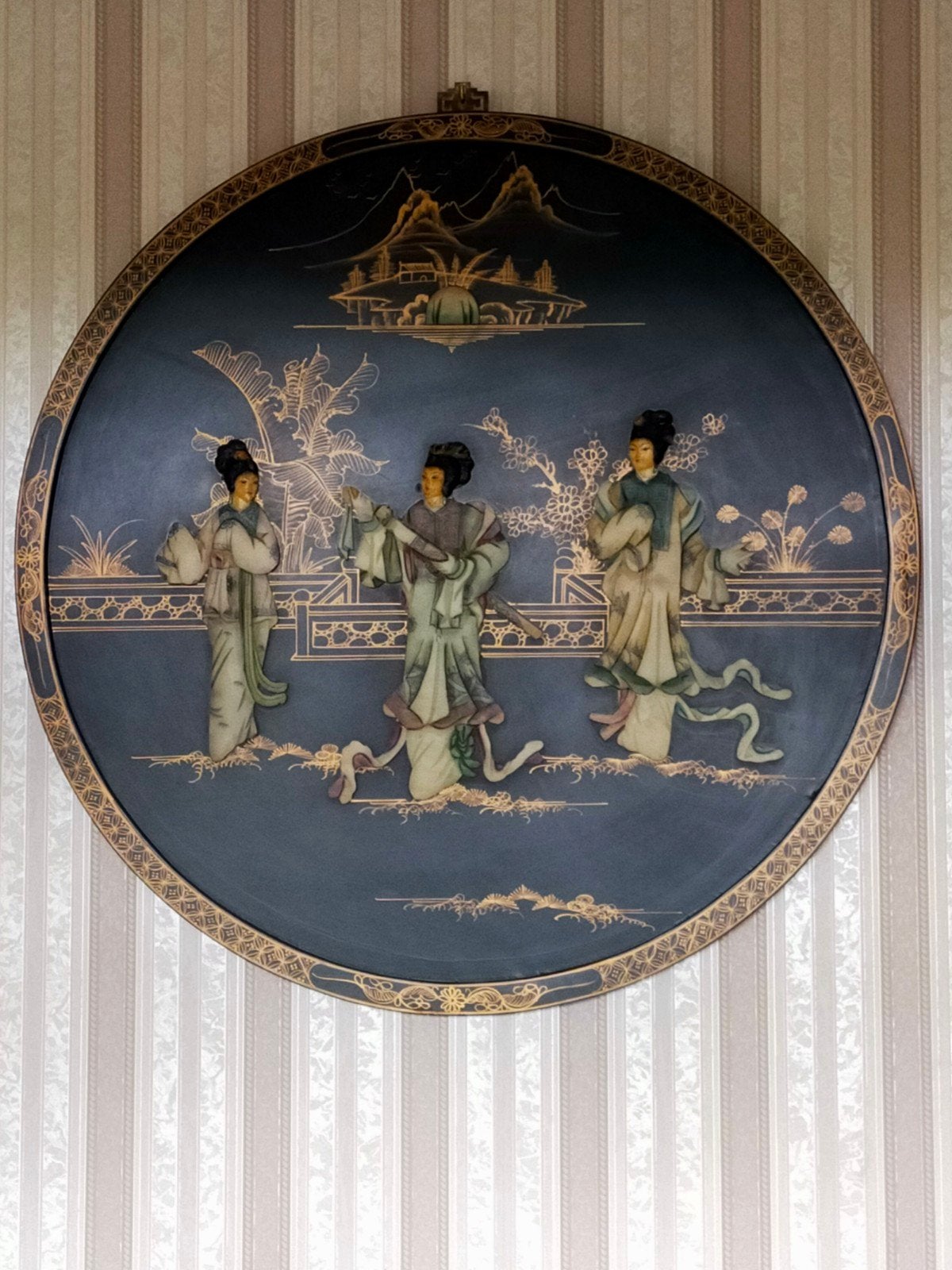 Chinese Wandplaat met opliggende figuren, Ophalen of Verzenden