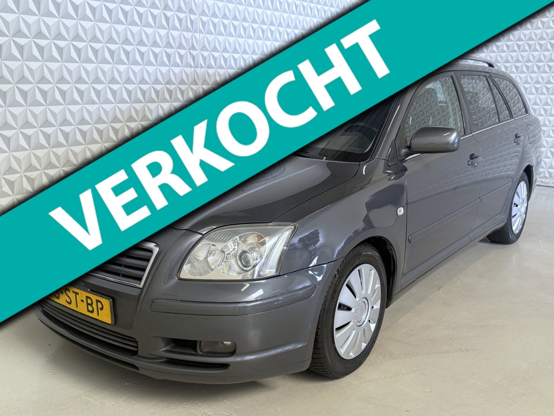 Toyota Avensis Wagon 2.0 D-4D Executive LEER + TREKHAAK (200, Auto's, Toyota, Voorwielaandrijving, Zwart, 4 cilinders, 116 pk
