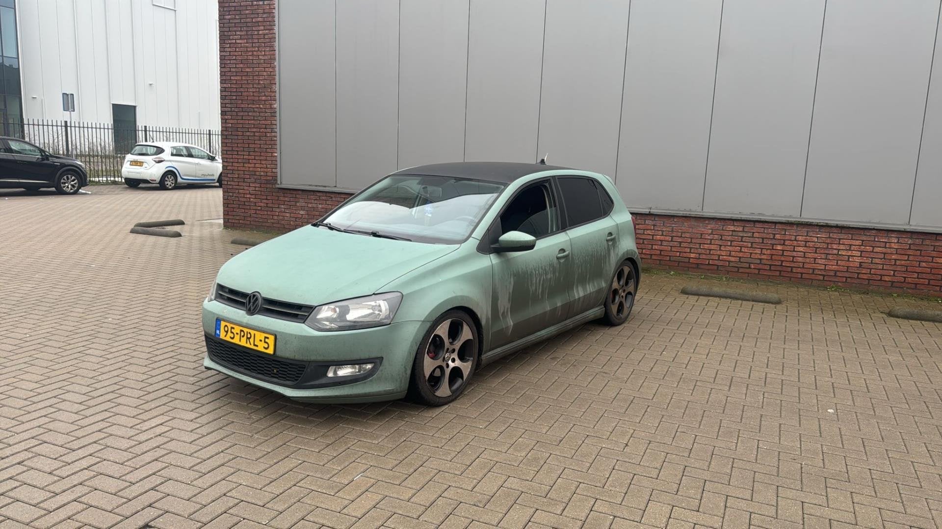 Volkswagen Polo 1.2 TDI BlueMotion Comfortline GTI Look Grij, Auto's, Voorwielaandrijving, Euro 5, Gebruikt, 1199 cc