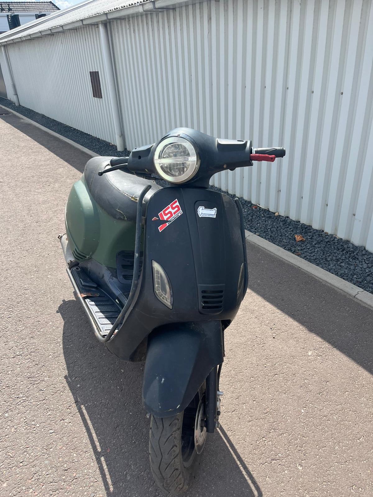 Agm scooter, Ophalen of Verzenden, Zo goed als nieuw, Benzine, Overige modellen