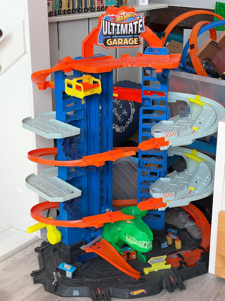 Hot wheels ultimate garage, Kinderen en Baby's, Speelgoed | Racebanen, Ophalen, Onderdelen, Opwindmechanisme, Zo goed als nieuw