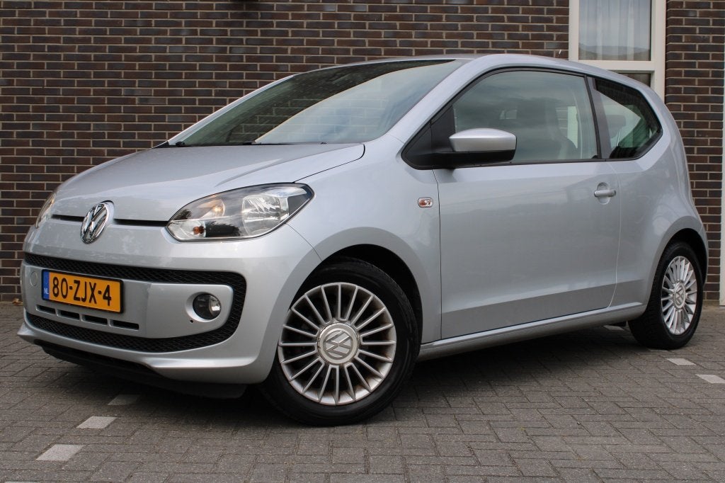 Volkswagen up! 1.0 high up! BlueM-airco-navi-lmv (bj 2013), Voorwielaandrijving, Euro 5, Gebruikt, Up!