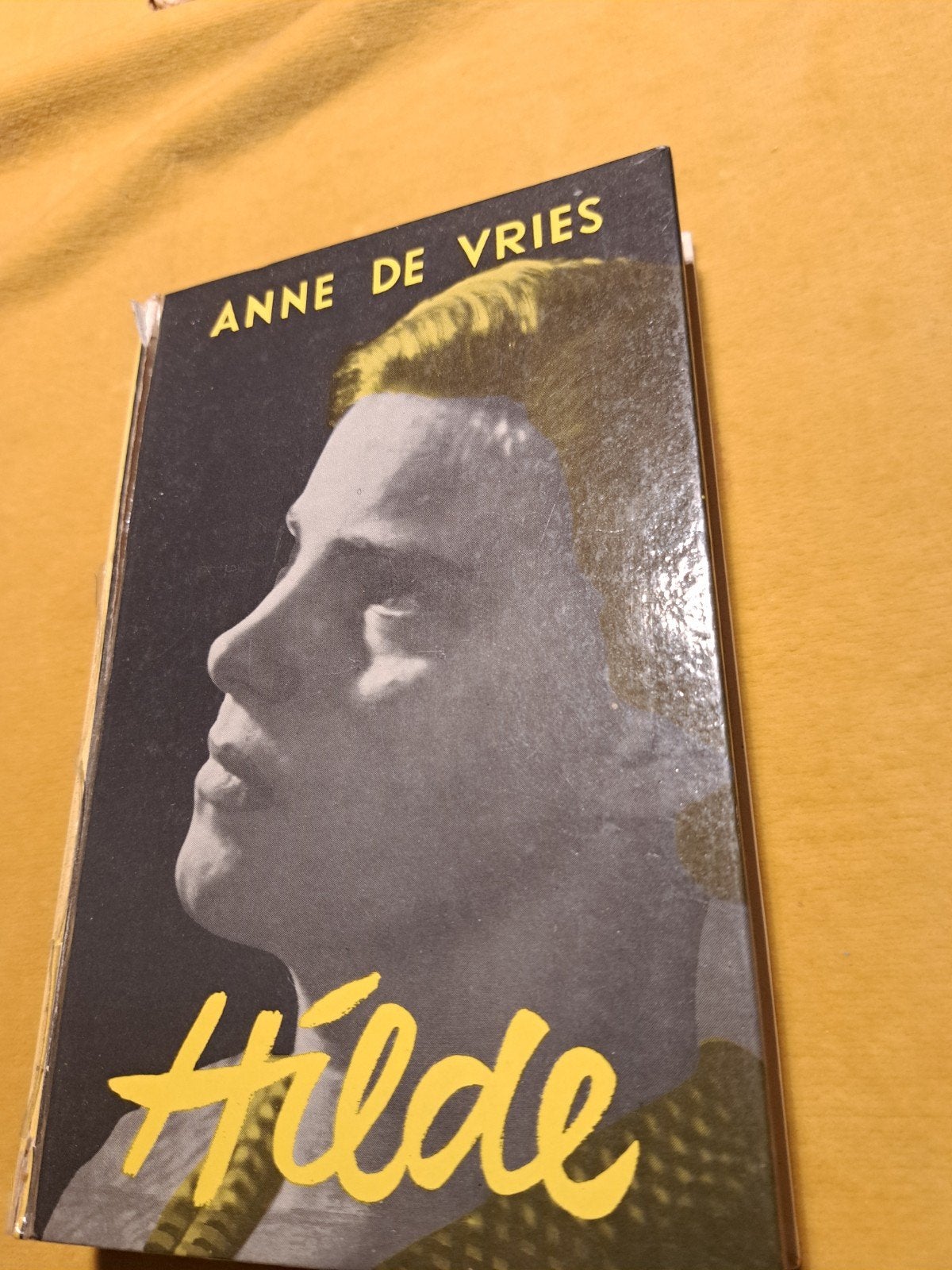 Hilde - Anne de Vries (Eva weekblad voor de vrouw), Ophalen of Verzenden, Gelezen, Anne de Vries