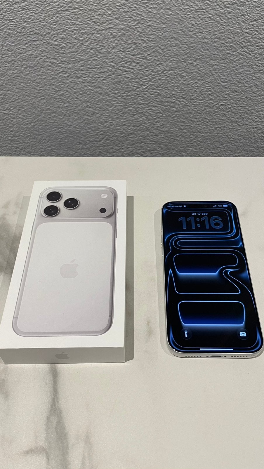 iPhone 17 Pro Max 256GB Zilver / Wit, Telecommunicatie, Ophalen, Zo goed als nieuw, Wit, 256 GB