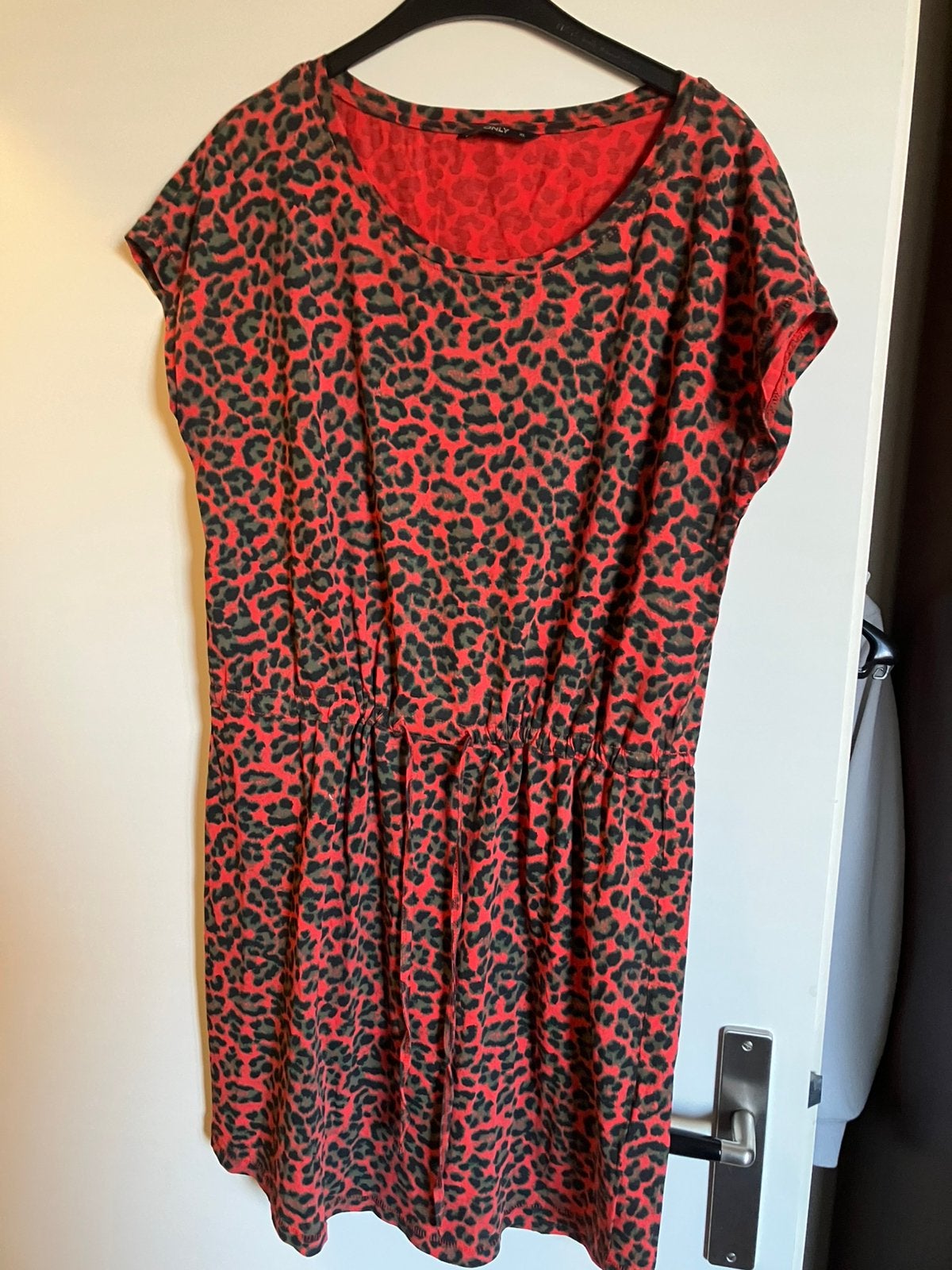 Zomerjurkje Only maat L/XL, Ophalen of Verzenden, Zo goed als nieuw, Maat 38/40 (M), Boven de knie