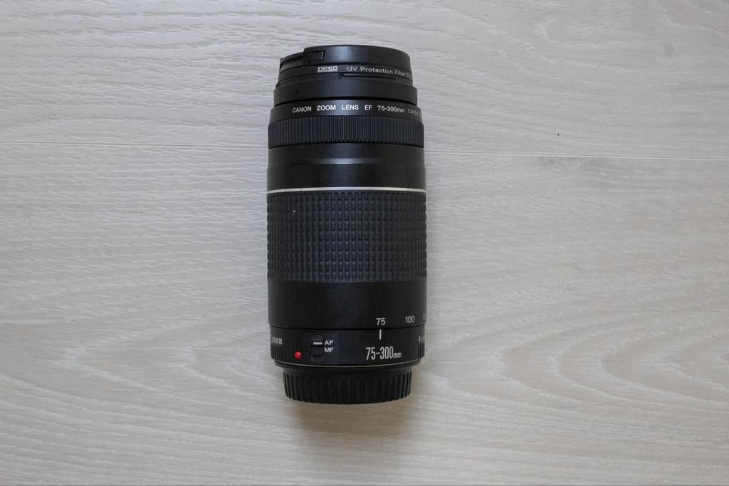 Canon EF 75-300mm f/4-5.6 III lens met UV filter, Audio, Tv en Foto, Fotografie | Lenzen en Objectieven, Ophalen of Verzenden