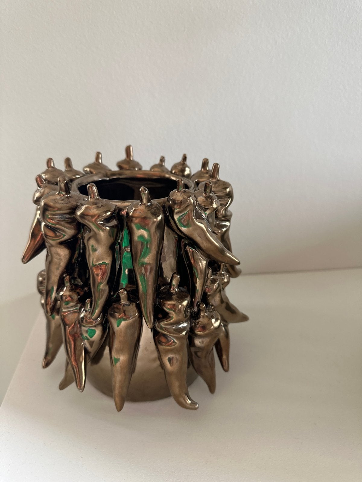 Leuke stenen vaas/pot met chilipeper design, Ophalen, Zo goed als nieuw