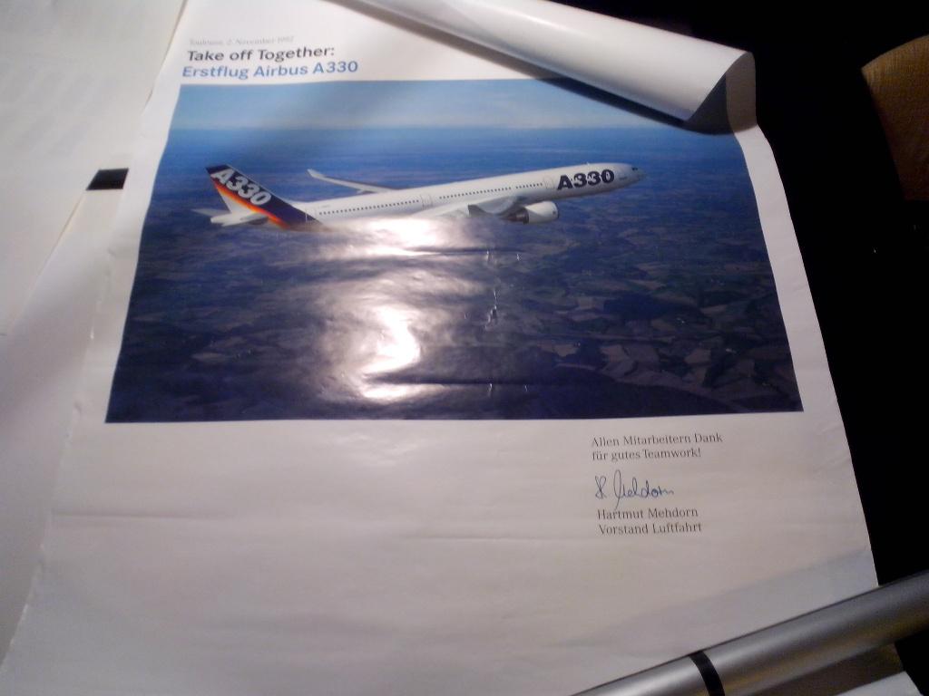 Boeing 727 Lufthansa Schuijt bouwplaat + Airbus A330 poster, Verzamelen, Luchtvaart en Vliegtuigspotten, Zo goed als nieuw, Kaart, Foto of Prent
