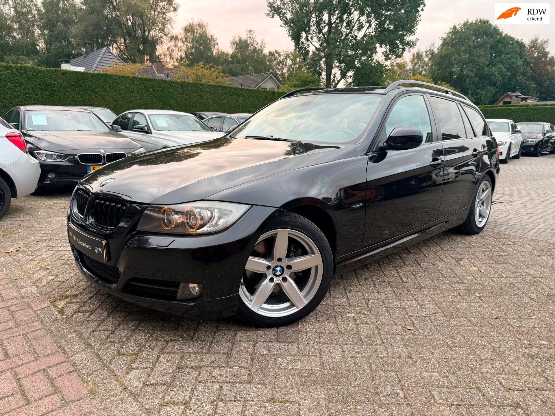 BMW 3-serie Touring 320i|Ketting vervangen|Stand kachel|Keyl, Auto's, Achterwielaandrijving, 4 cilinders, Leder, Handgeschakeld