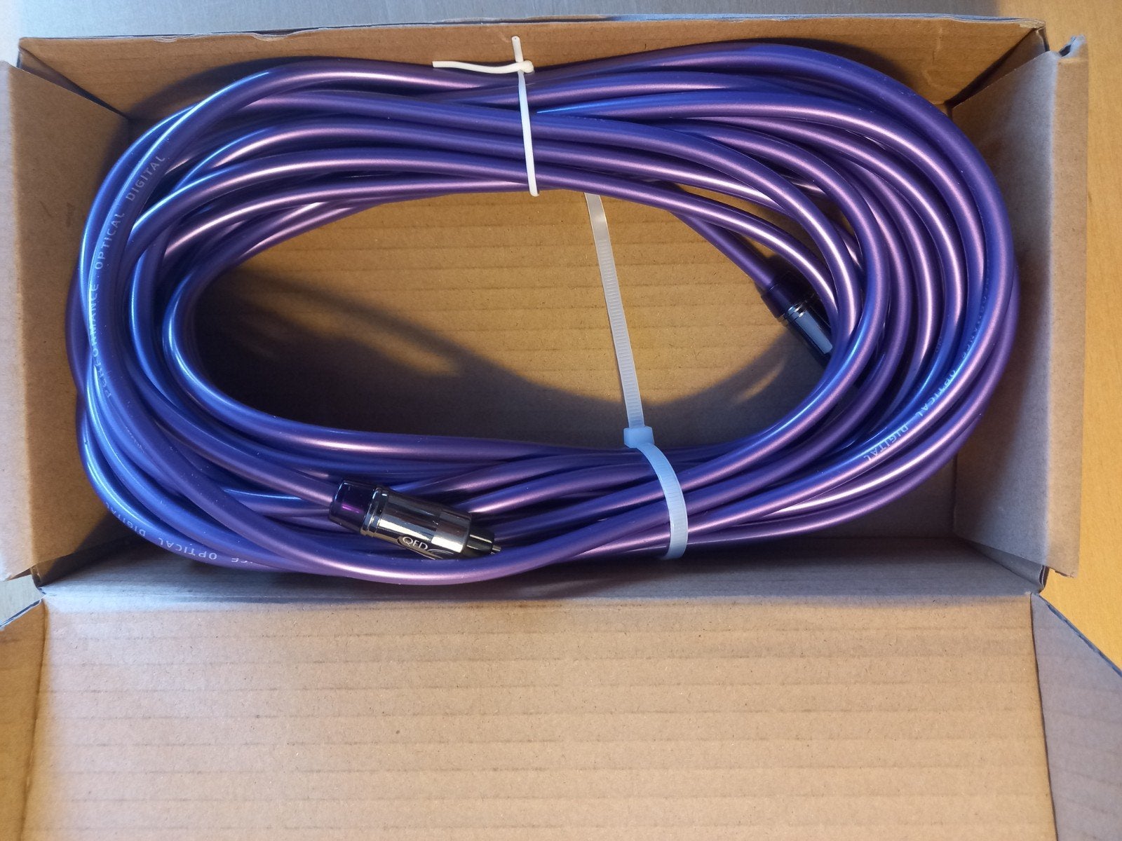 Qed performance optical digital kabel, lengte 10 mtr., Audio, Tv en Foto, Audiokabels en Televisiekabels, Ophalen of Verzenden