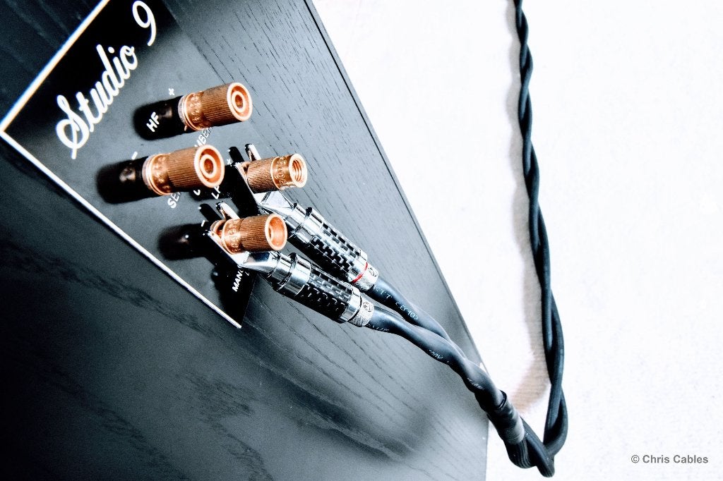 'World of Twist' 7AWG luidsprekerkabels van Chris Cables