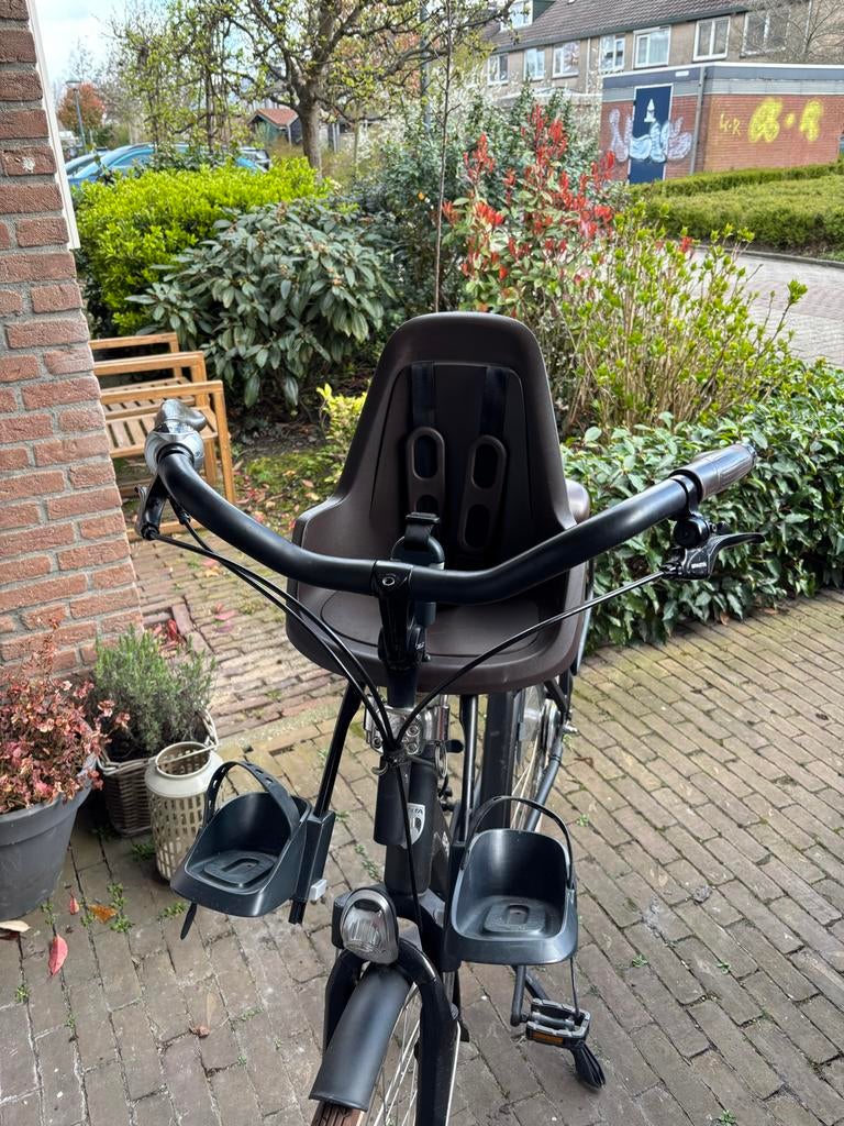 Bobike fietsstoel voor + adapter donkerbruin, Fietsen en Brommers, Fietsaccessoires | Fietsstoeltjes, Ophalen, Voetsteuntjes, Voorzitje