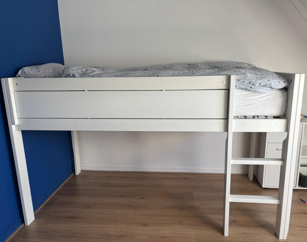(Half)hoogslaper 90x200, Kinderen en Baby's, Kinderkamer | Stapelbedden en Hoogslapers, Ophalen, Gebruikt, Halfhoogslaper