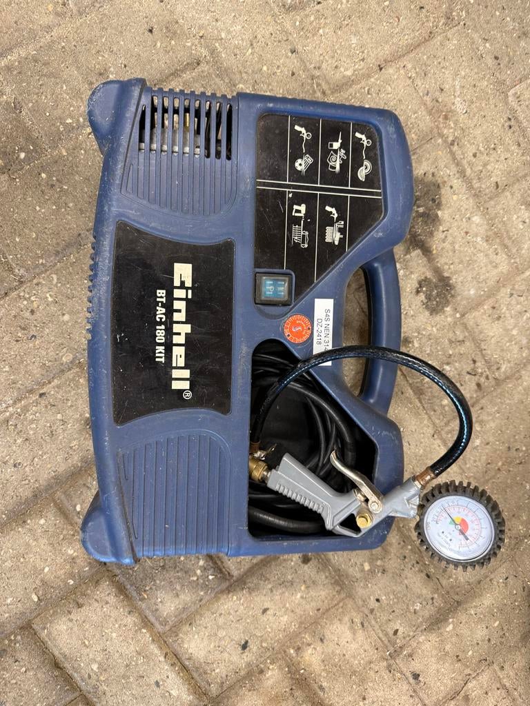 Compacte Koffer Model Compressor - Handig voor Onderweg, Doe-het-zelf en Verbouw, Compressors, Ophalen, Gebruikt, Minder dan 200 liter/min