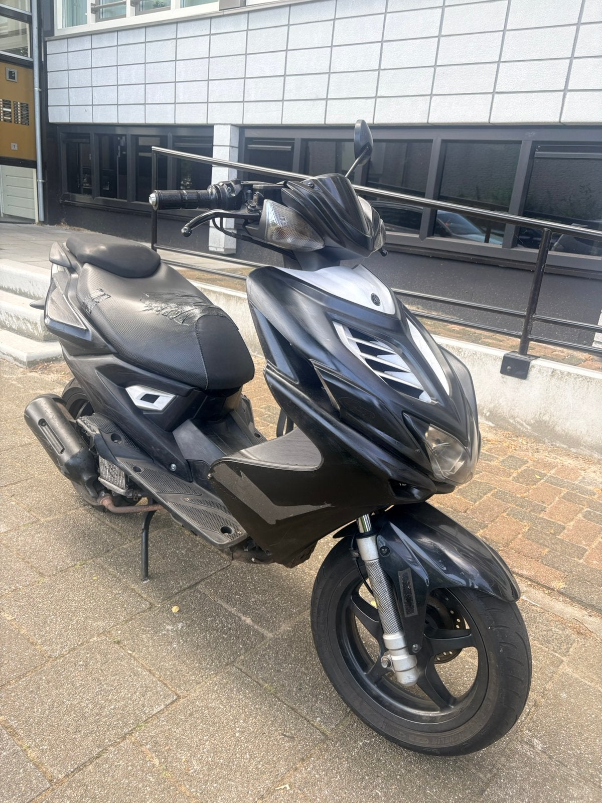 Yamaha Aerox 4T 2014, Gebruikt, Aerox, Maximaal 45 km/u, Benzine