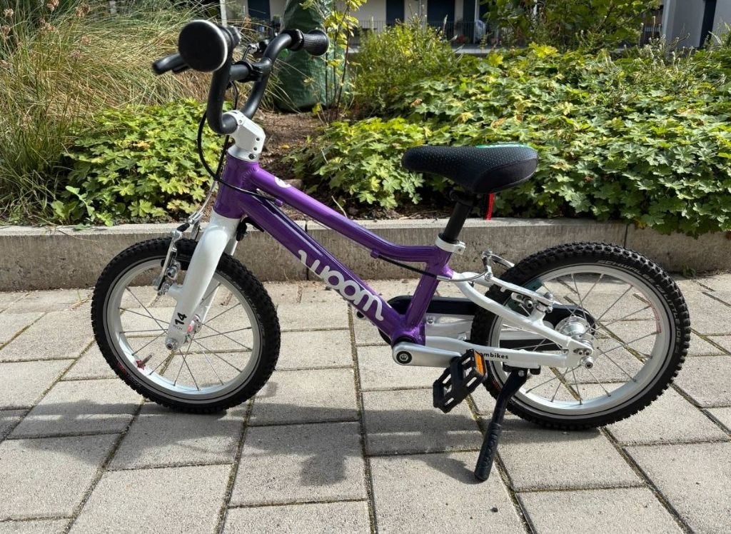 Kinderfiets Woom 2 Paars, Fietsen en Brommers, Fietsen | Kinderfietsjes, Ophalen of Verzenden, Zo goed als nieuw, Minder dan 16 inch