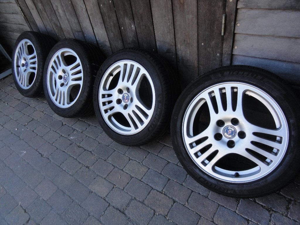 Saab 9-3,9-5 alu velgen origineel met zomerbanden 17 inch, Ophalen, Gebruikt, Banden en Velgen, 17 inch