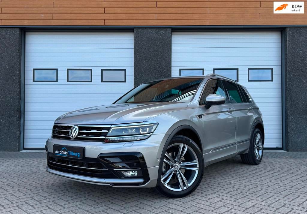 Volkswagen Tiguan 1.5 TSI 3x R-Line Pano Leder Navi Keyless, 15 km/l, Zwart, 150 pk, Bedrijf