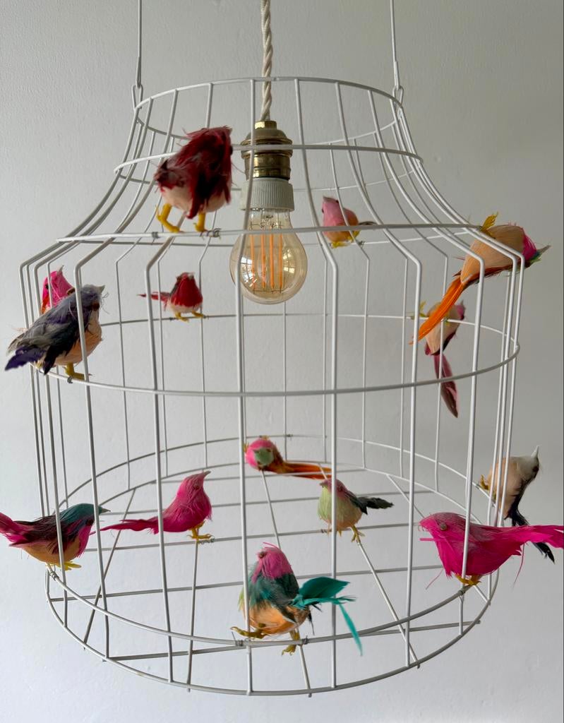 Dutch Delight Hanglamp met Vrolijke Vogeltjes, Ophalen of Verzenden, Zo goed als nieuw, Metaal, 50 tot 75 cm