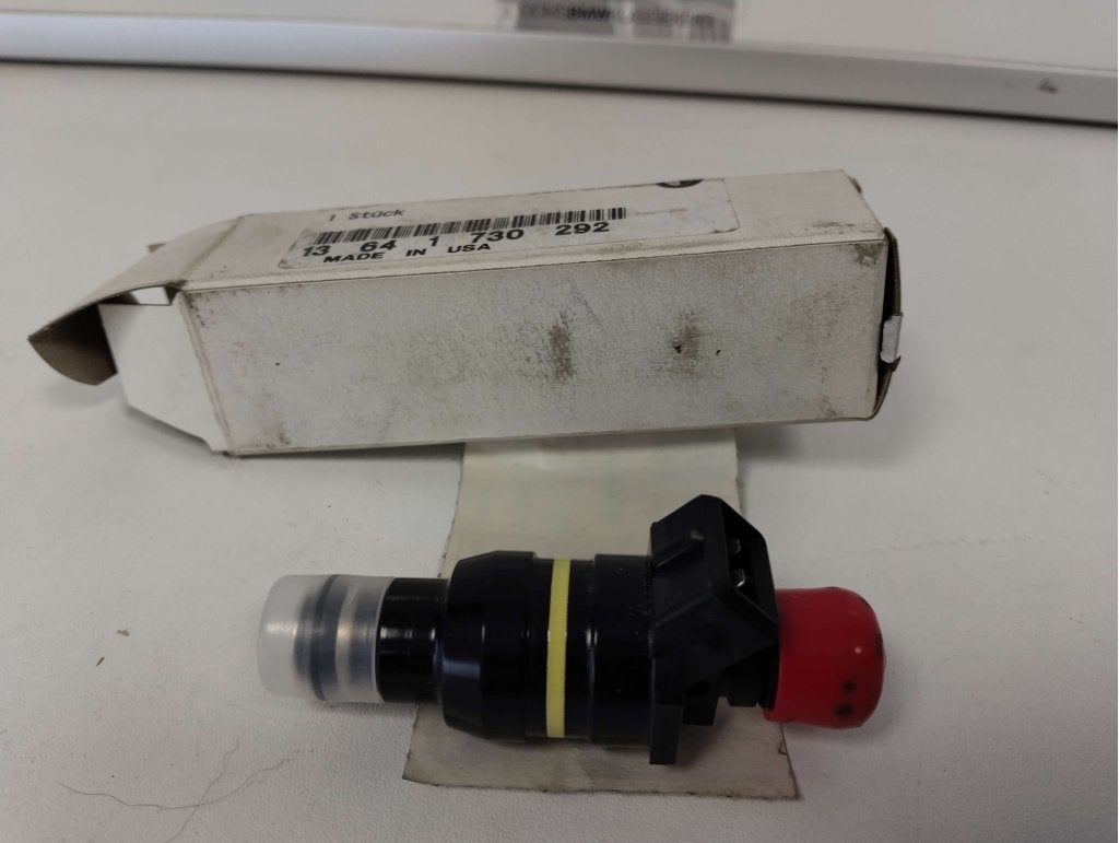 BMW injector E32 E34 13641730292 NIEUW M30 MOTOR, Auto-onderdelen, Niet ingevuld, Niet ingevuld, Nieuw, Ophalen of Verzenden