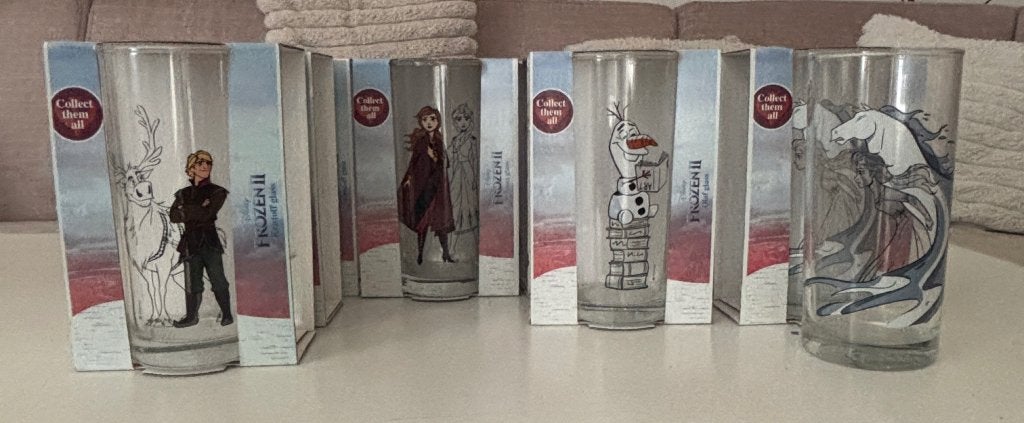 Frozen ll glazen ️, Ophalen, Overige figuren, Zo goed als nieuw, Servies