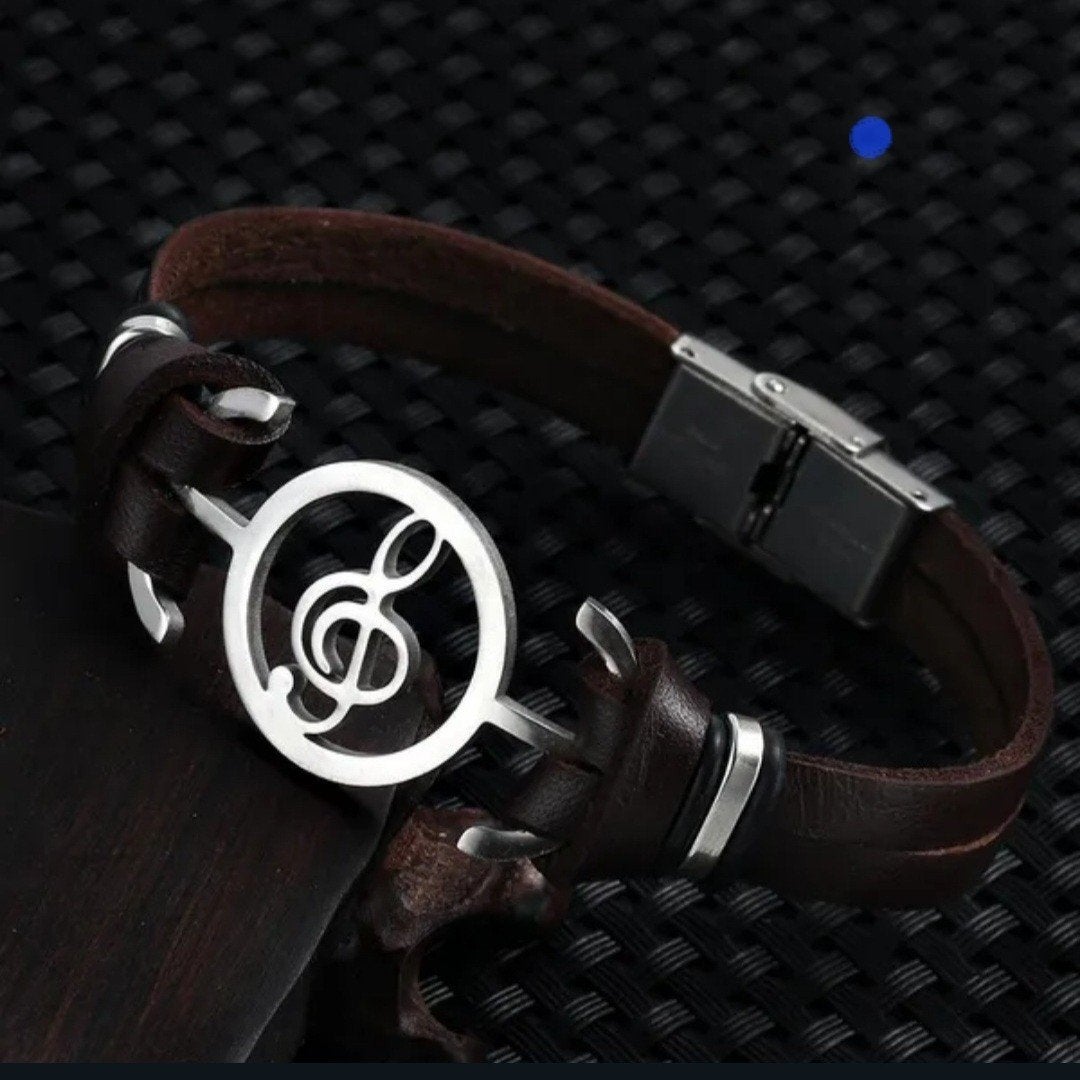 Leren armband met muziek embleem. 21cm, Ophalen of Verzenden, Nieuw, Bruin, Leer