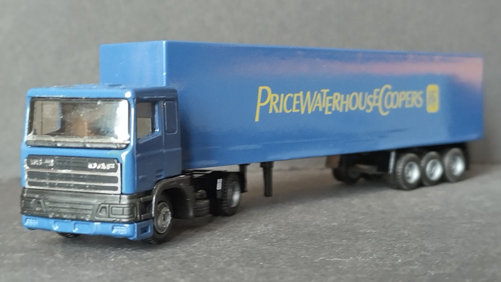 Daf 95 Price waterhouse coopers 1:87 Holland Oto Pol, Efsi, Verzenden, Holland oto, Zo goed als nieuw