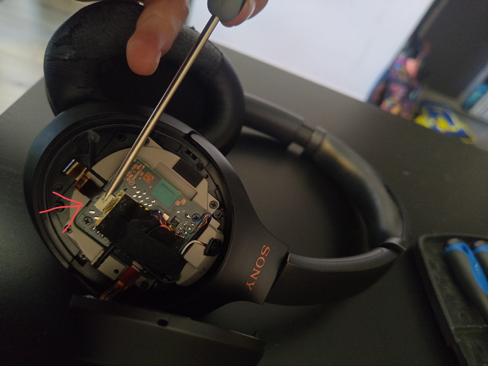sony wh-1000x m3 defecte kabel/ aansluiting, Gebruikt, Draadloos, Ophalen of Verzenden, Zwart