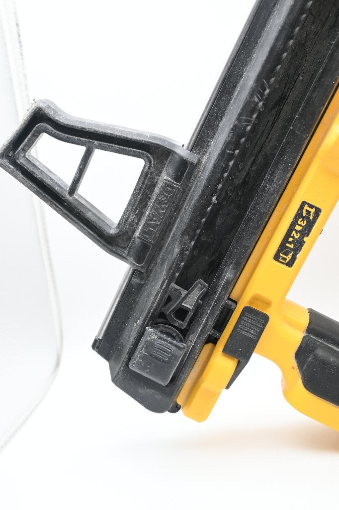 DeWalt XR 18V Brushless Spijkerpistool Body, Gebruikt, Niet van toepassing, Niet van toepassing, Ophalen of Verzenden