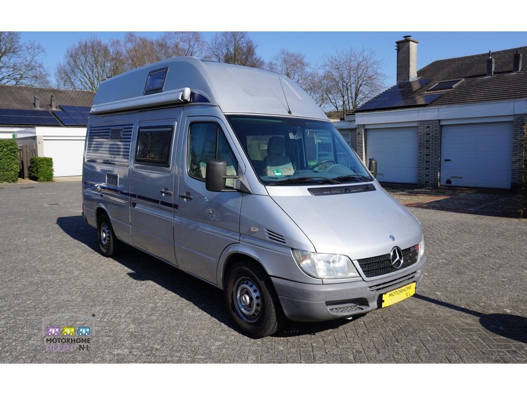 La Strada Regent L / Automaat / Zonnepaneel, Automaat, Buscamper of Camperbus, Ringverwarming, Luifel