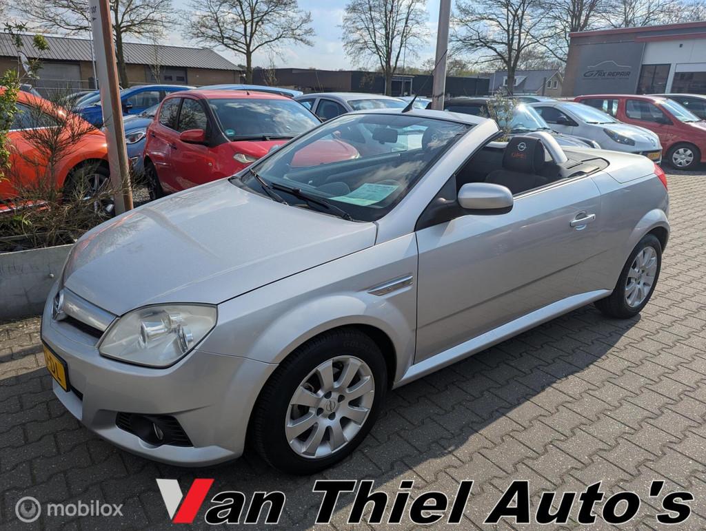 Opel Tigra TwinTop 1.4-16V Enjoy, Voorwielaandrijving, Gebruikt, Cabriolet, 1389 cc