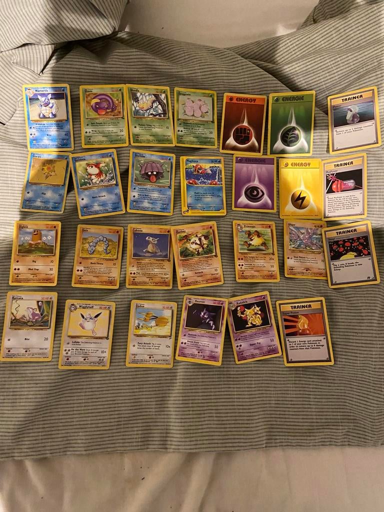 Diverse oude pokemon kaarten, Hobby en Vrije tijd, Verzamelkaartspellen | Pokémon, Ophalen, Gebruikt, Meerdere kaarten